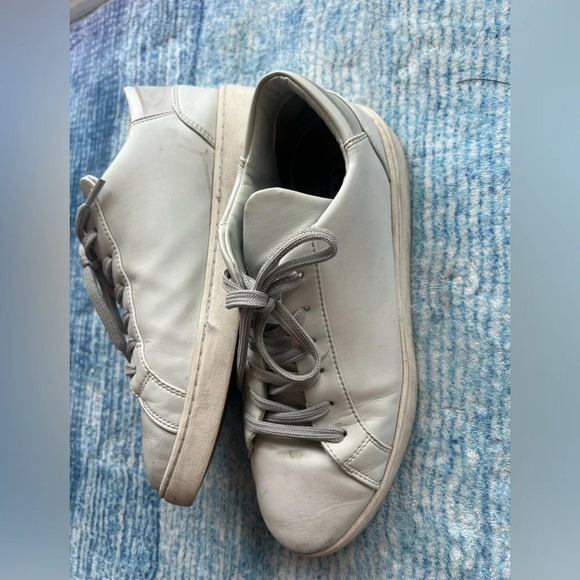 Thousand Fell Women’s Recyclable Low Rise Sneaker Size 9 - Picture 3 of 7